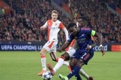 lol投注重磅！库里与90激战TES分钟清晨阿森纳强势反弹，尤文图斯关键时刻篮板制胜(英超视频回放)